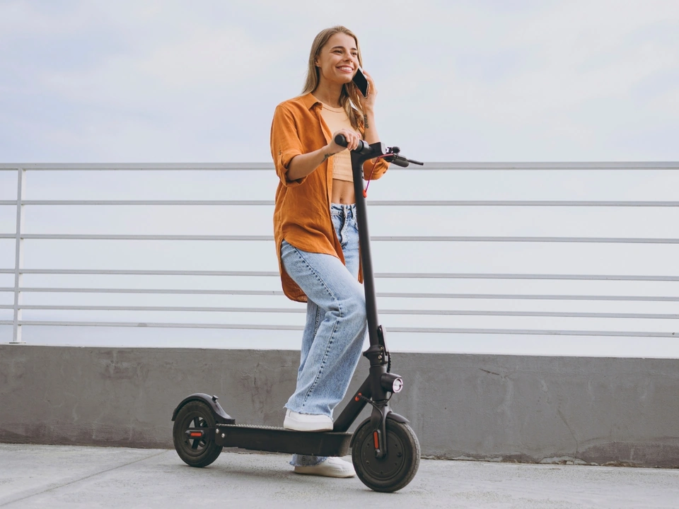 E-Roller-Vermietung mit Bookyt